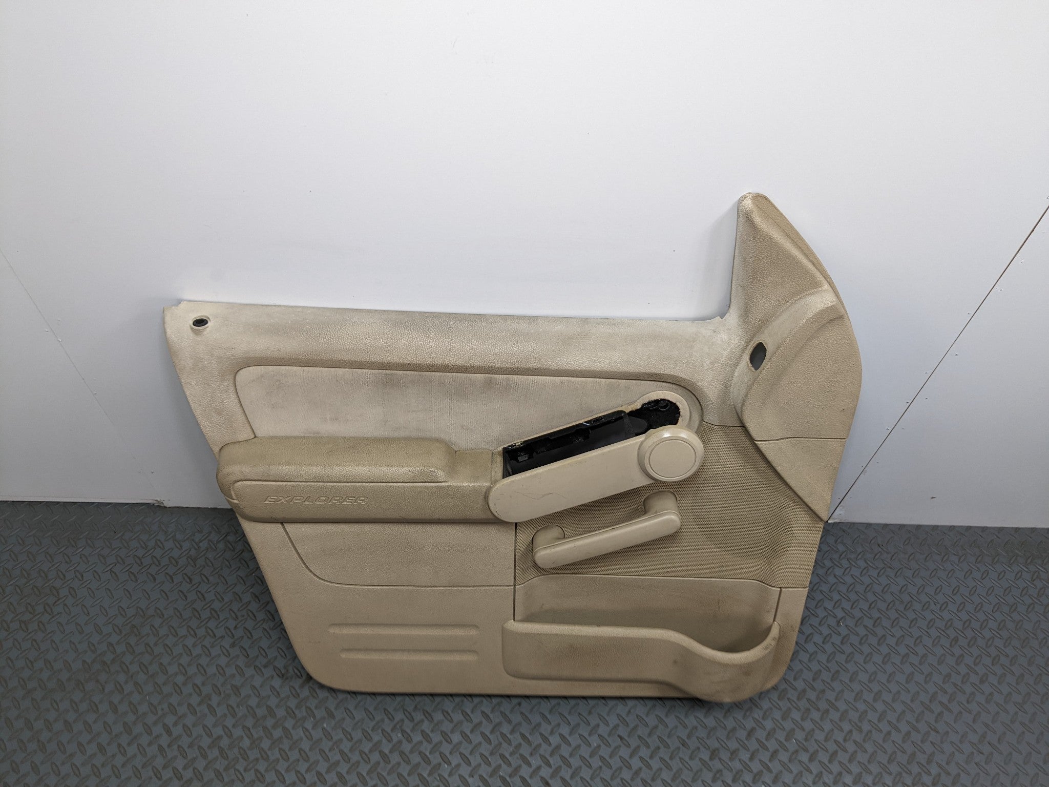 2006 - 2010 FORD EXPLORER OEM INTERIOR DOOR TRIM PANEL FRONT LEFT DRIVER SIDE