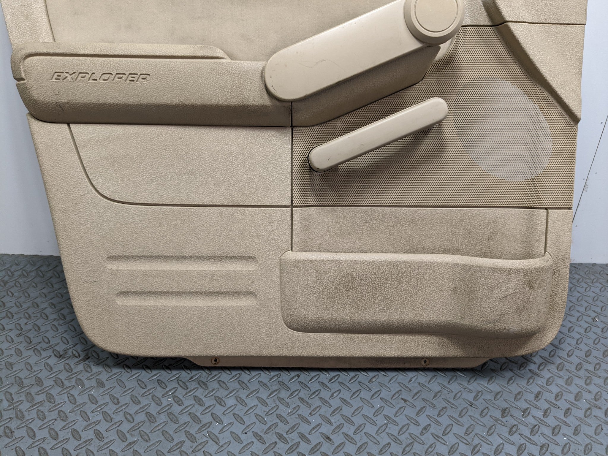 2006 - 2010 FORD EXPLORER OEM INTERIOR DOOR TRIM PANEL FRONT LEFT DRIVER SIDE