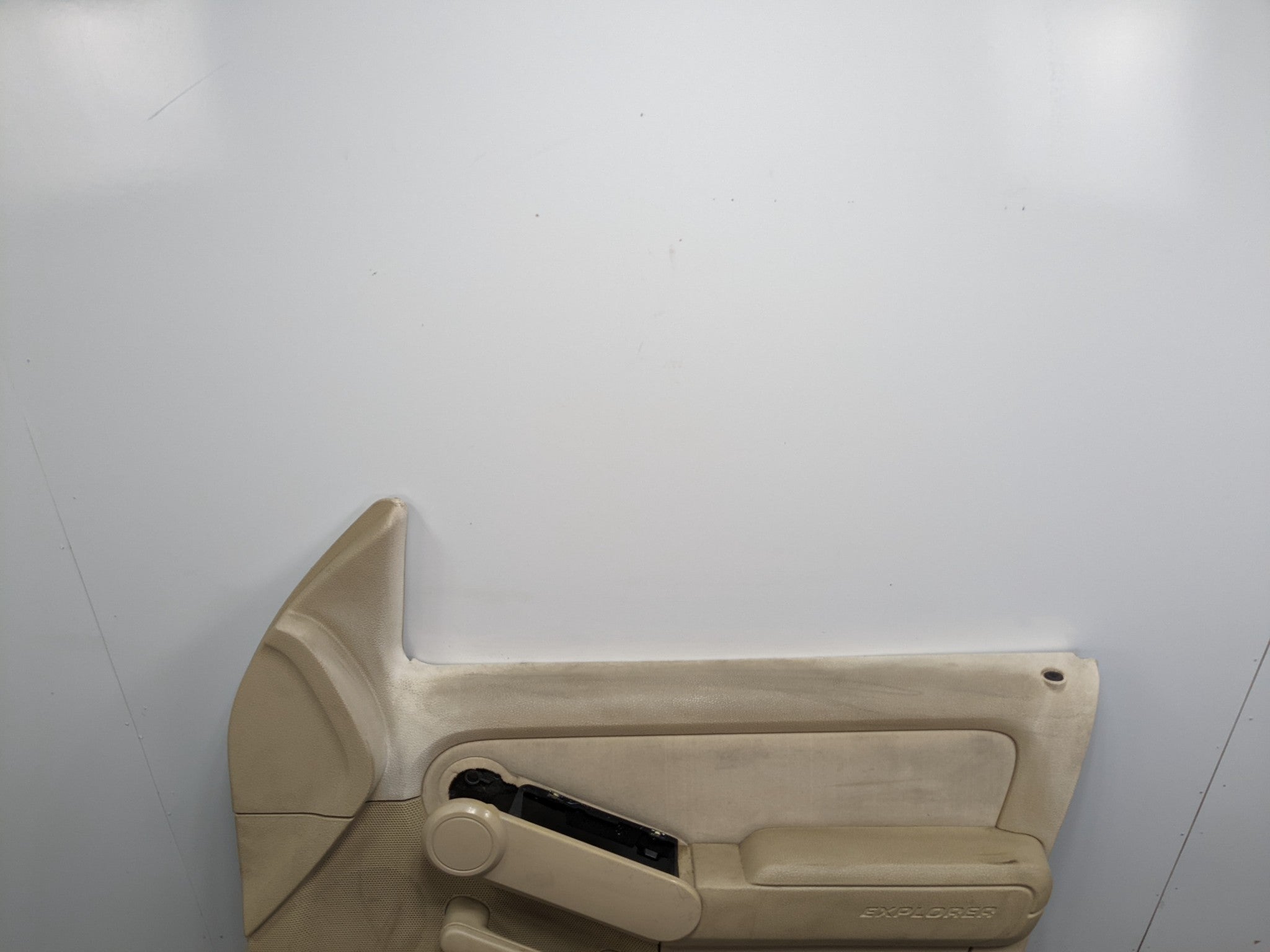 06 - 10 FORD EXPLORER OEM INTERIOR DOOR TRIM PANEL FRONT RIGHT PASSENGER SIDE