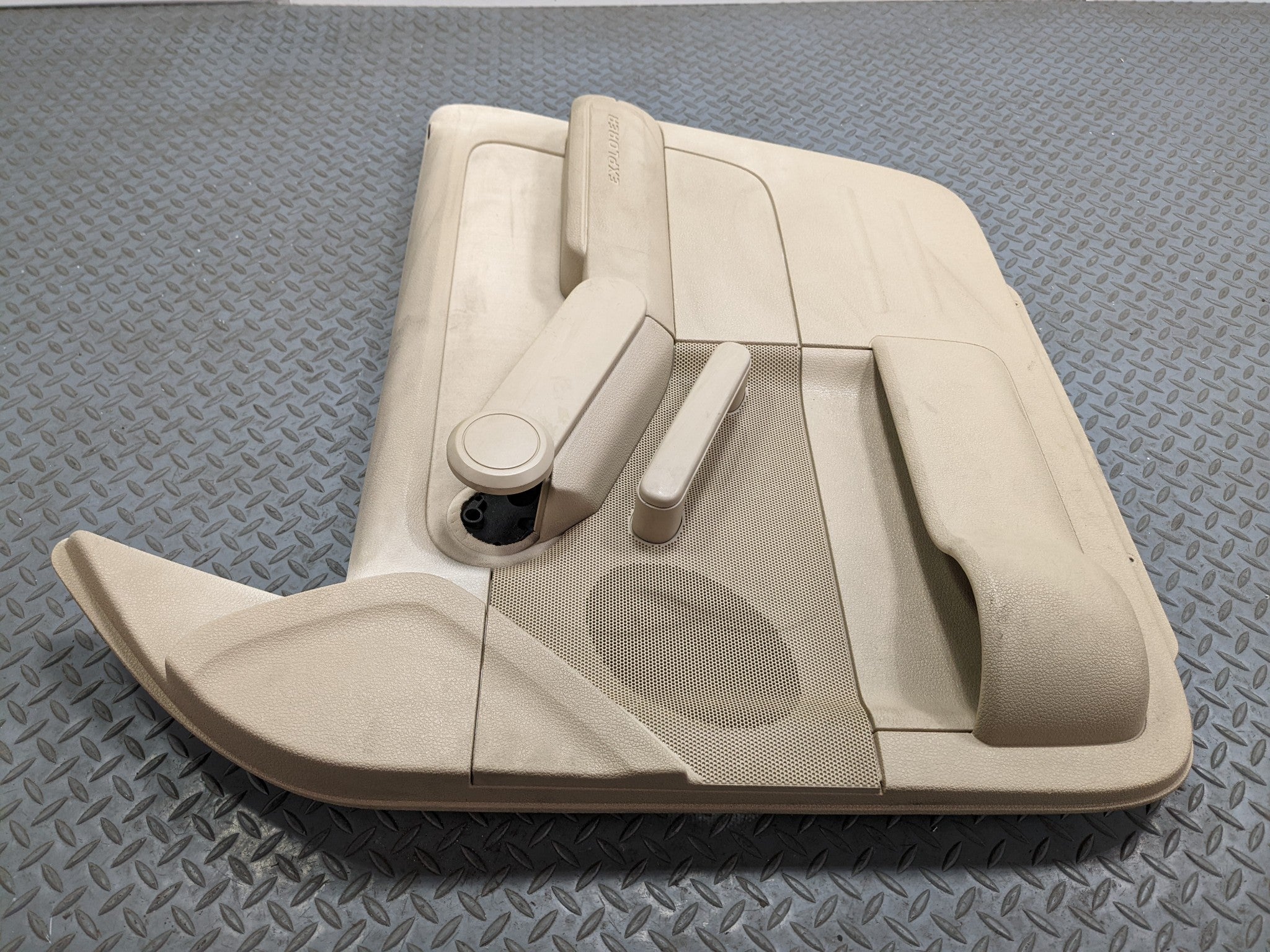 06 - 10 FORD EXPLORER OEM INTERIOR DOOR TRIM PANEL FRONT RIGHT PASSENGER SIDE