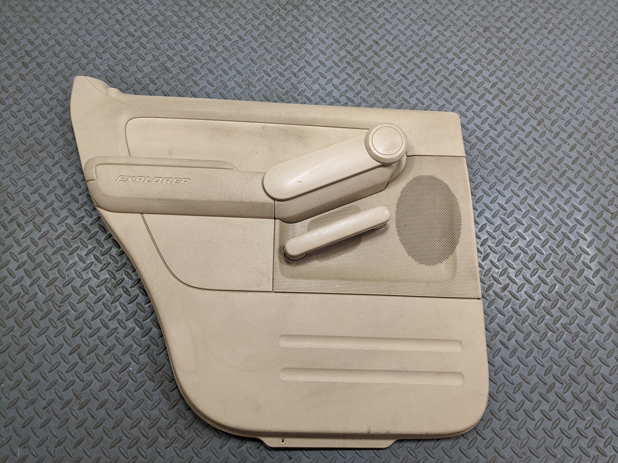 2006 - 2010 FORD EXPLORER OEM INTERIOR DOOR TRIM PANEL REAR LEFT DRIVER SIDE
