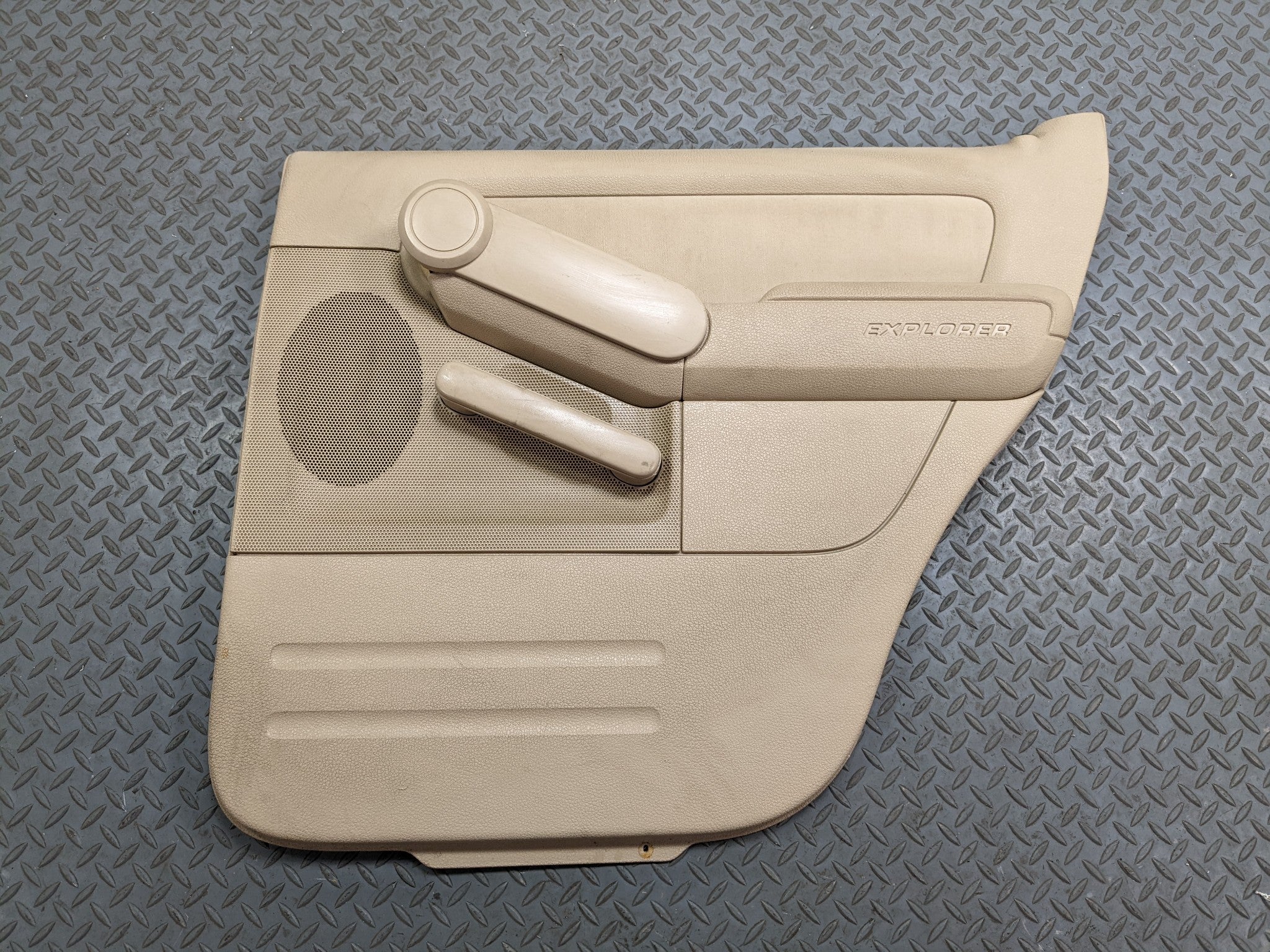 2006 - 2010 FORD EXPLORER OEM INTERIOR DOOR TRIM PANEL REAR RIGHT PASSENGER SIDE