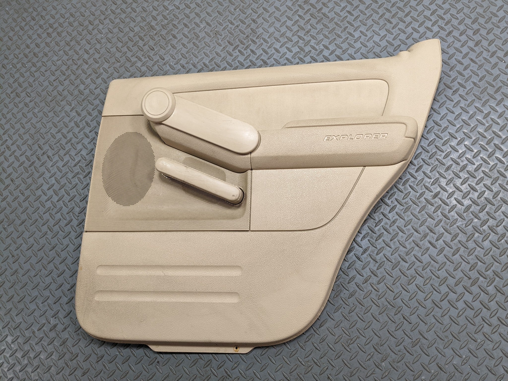 2006 - 2010 FORD EXPLORER OEM INTERIOR DOOR TRIM PANEL REAR RIGHT PASSENGER SIDE