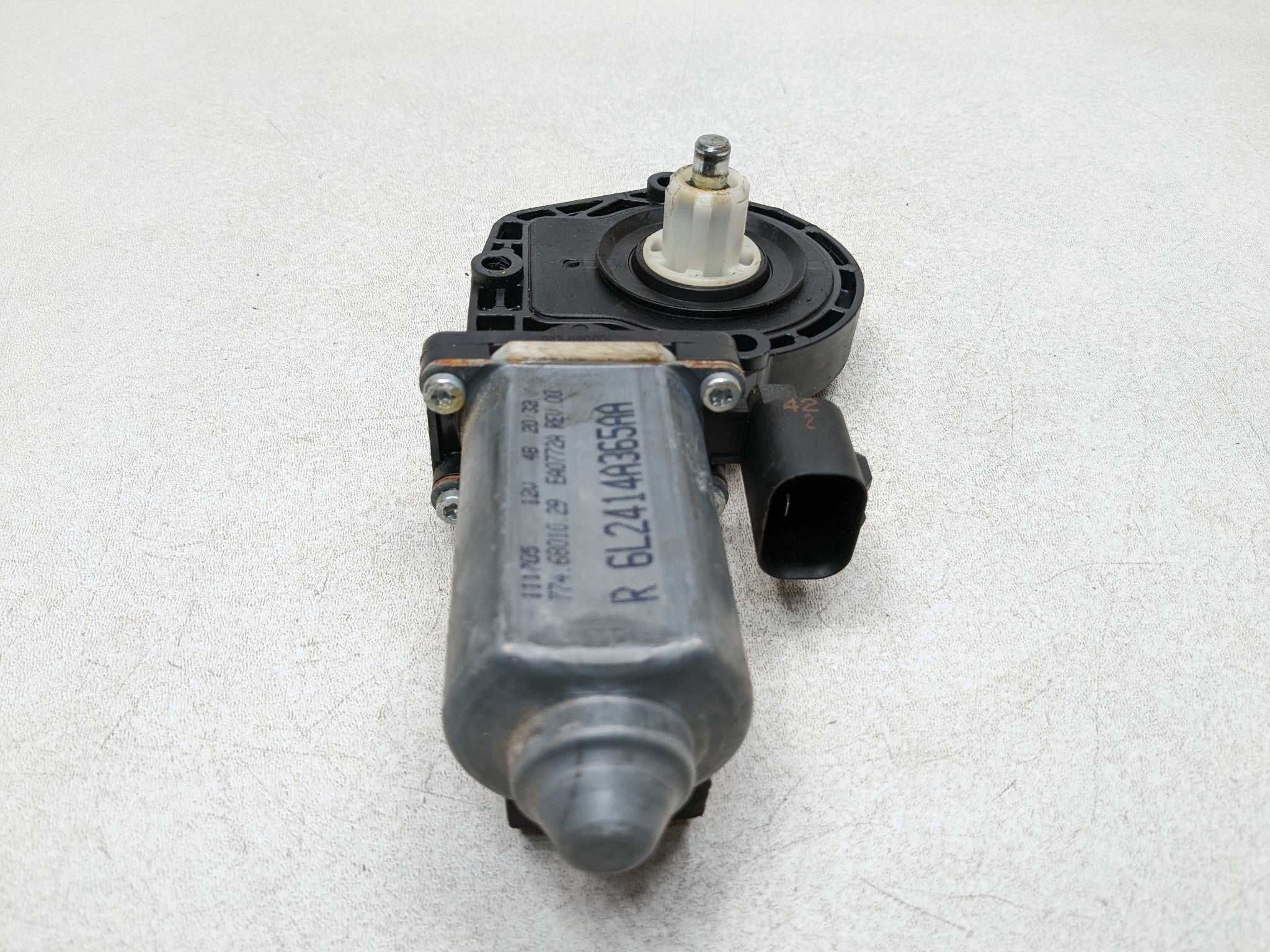 06 - 10 FORD EXPLORER OEM POWER WINDOW MOTOR ASSEMBLY FRONT RIGHT PASSENGER SIDE