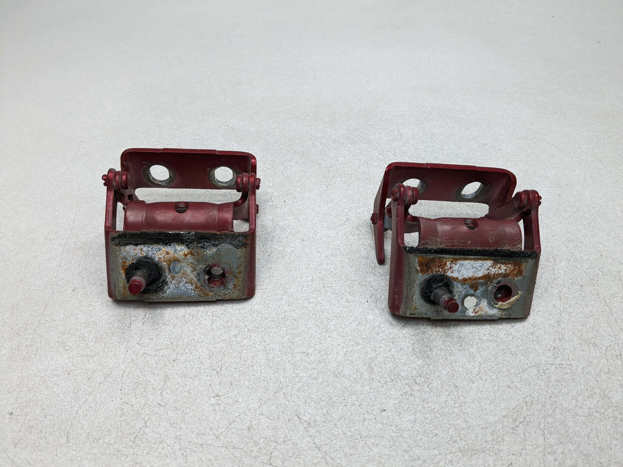 2006 - 2010 FORD EXPLORER OEM GATE HINGES SET TRUNK LID REAR LEFT DRIVER SIDE