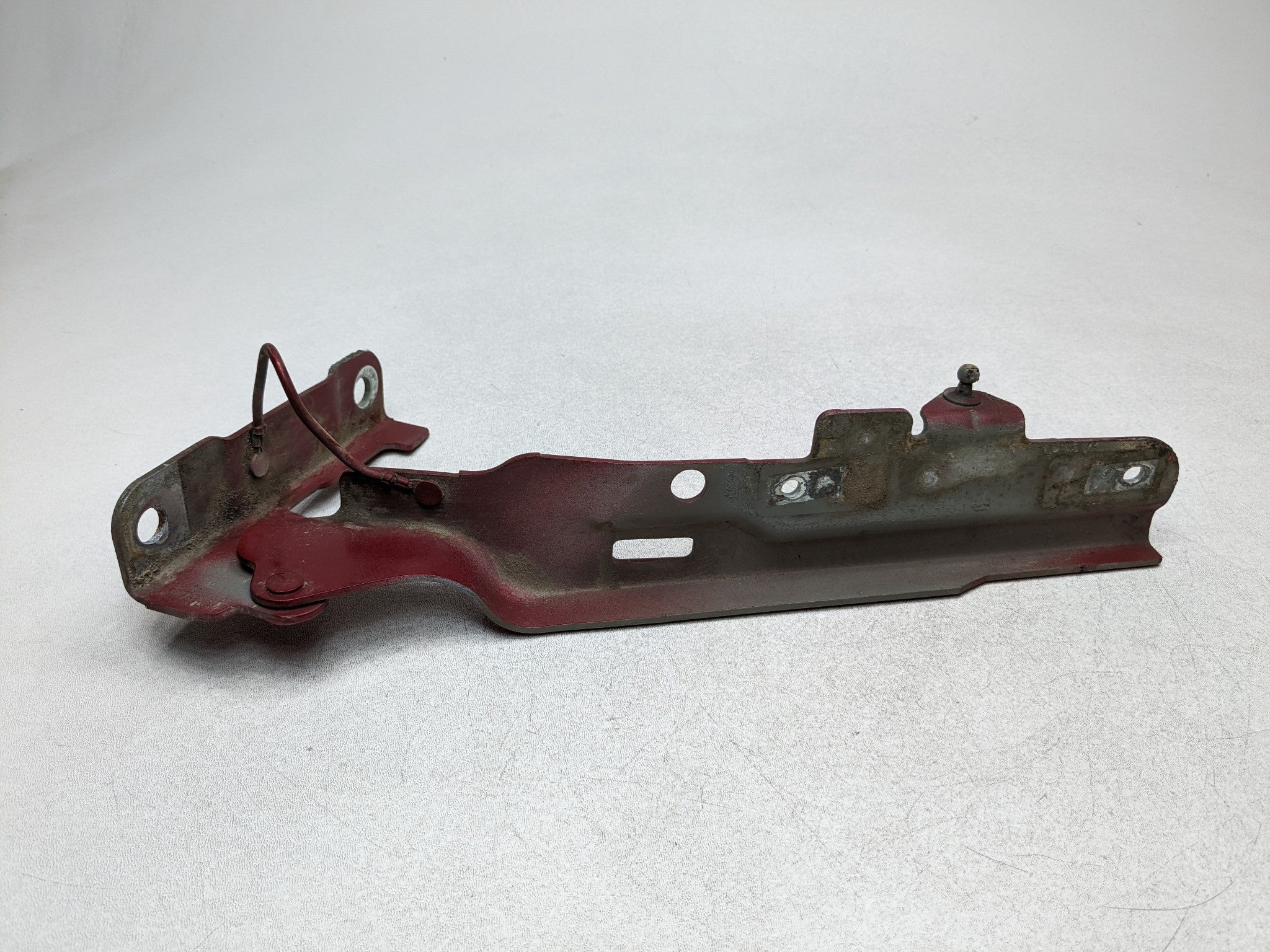 2006 - 2010 FORD EXPLORER OEM HOOD BONNET HINGE FRONT RIGHT PASSENGER SIDE