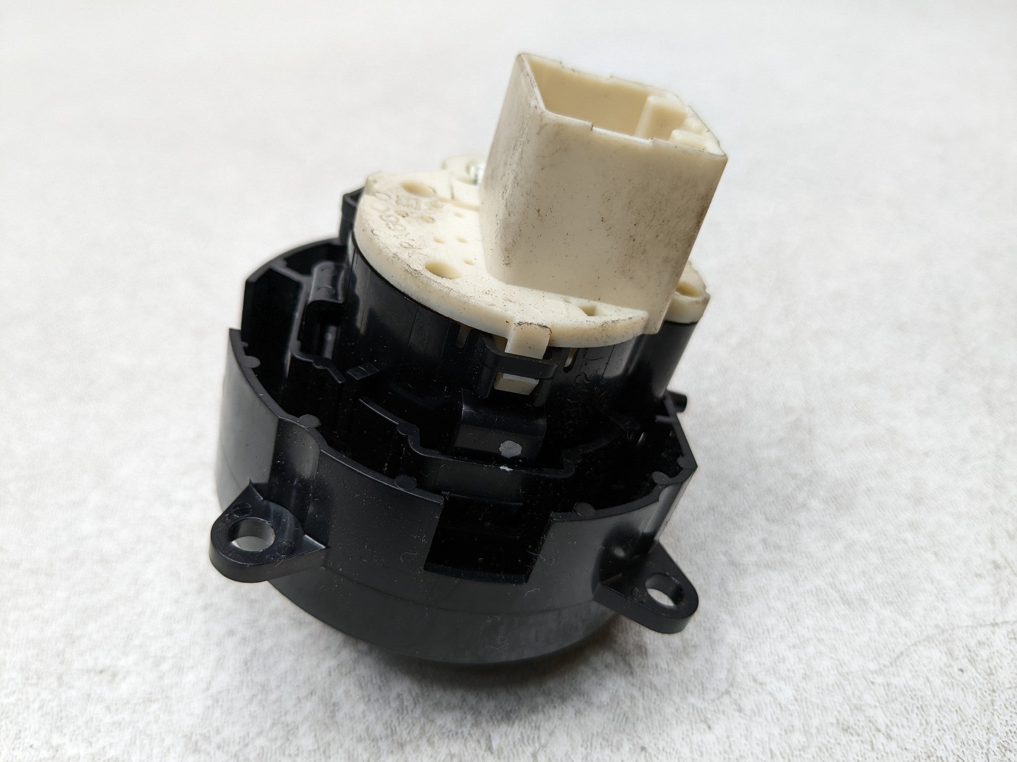 2006 - 2010 FORD EXPLORER OEM HEADLIGHT CONTROL SWITCH ASSEMBLY FRONT DASH BLACK