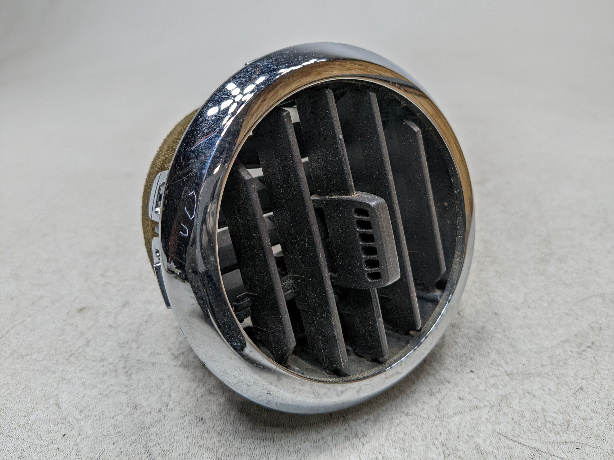 2006 - 2010 FORD EXPLORER OEM DASH AC HEATER AIR VENT FRONT LEFT DRIVER SIDE