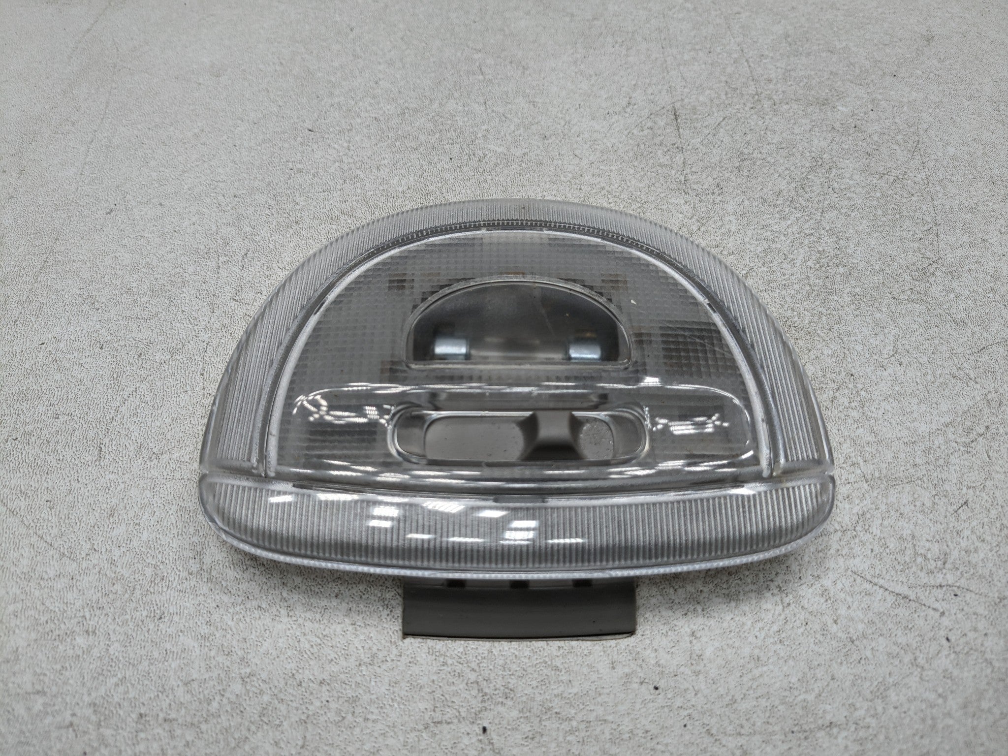 2006 - 2010 FORD EXPLORER OEM INTERIOR OVERHEAD DOME LIGHT ASSEMBLY REAR SIDE