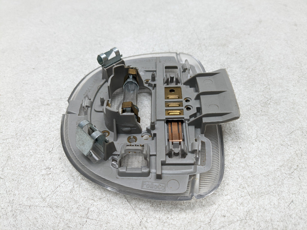 2006 - 2010 FORD EXPLORER OEM INTERIOR OVERHEAD DOME LIGHT ASSEMBLY REAR SIDE