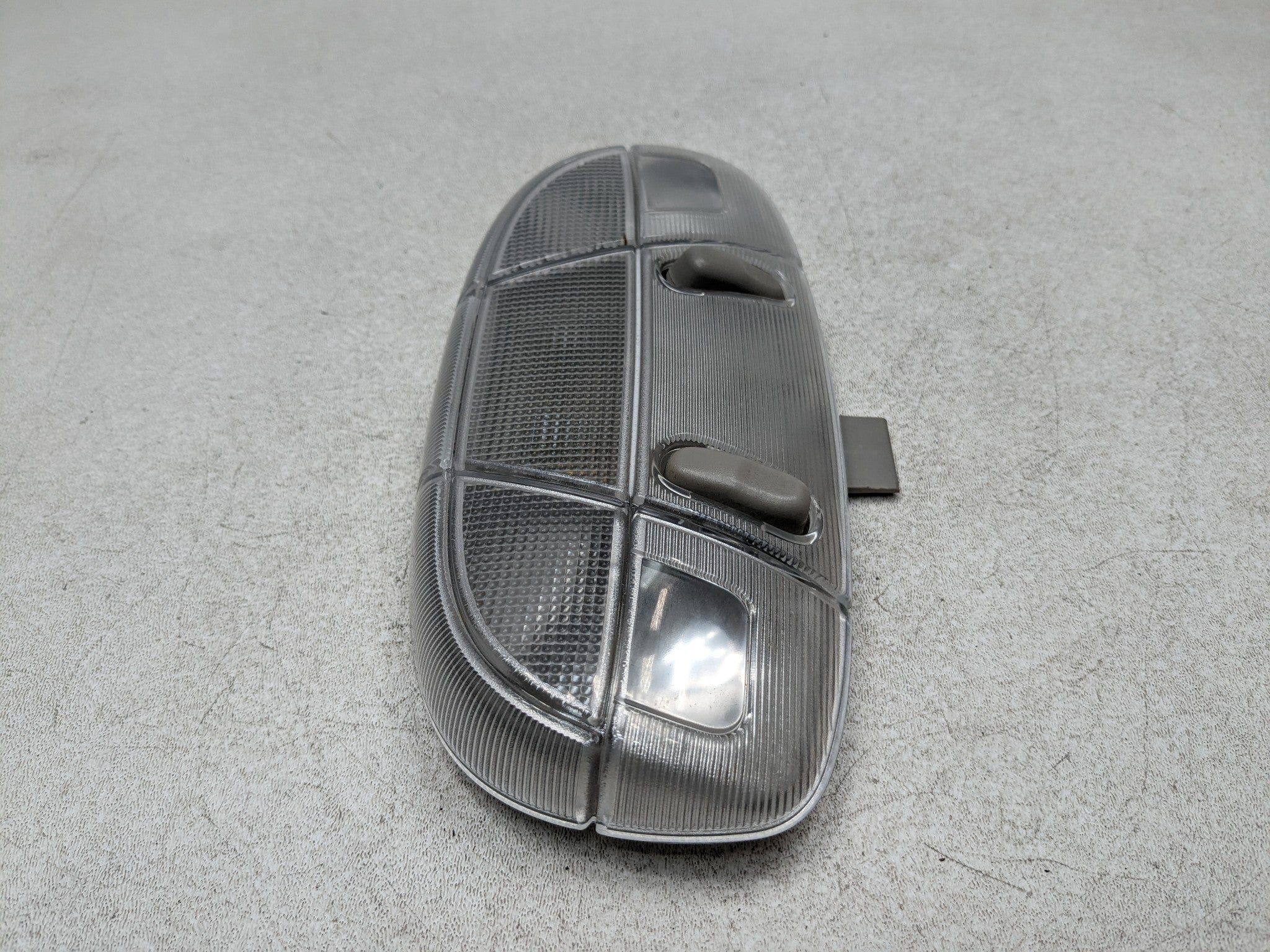 2006 - 2010 FORD EXPLORER OEM INTERIOR OVERHEAD DOME LIGHT ASSEMBLY FRONT SIDE