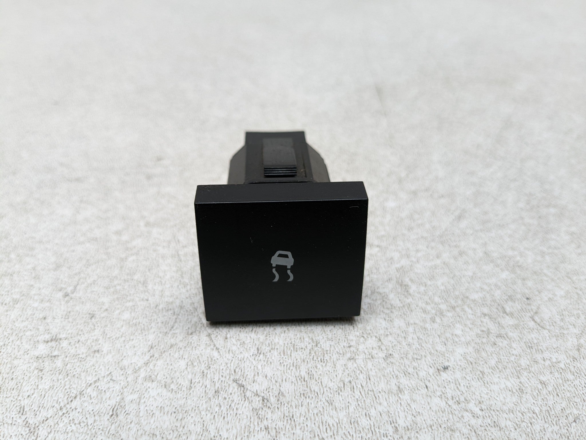 2006 - 2010 FORD EXPLORER OEM DASH TRACTION CONTROL SWITCH ASSEMBLY BLACK