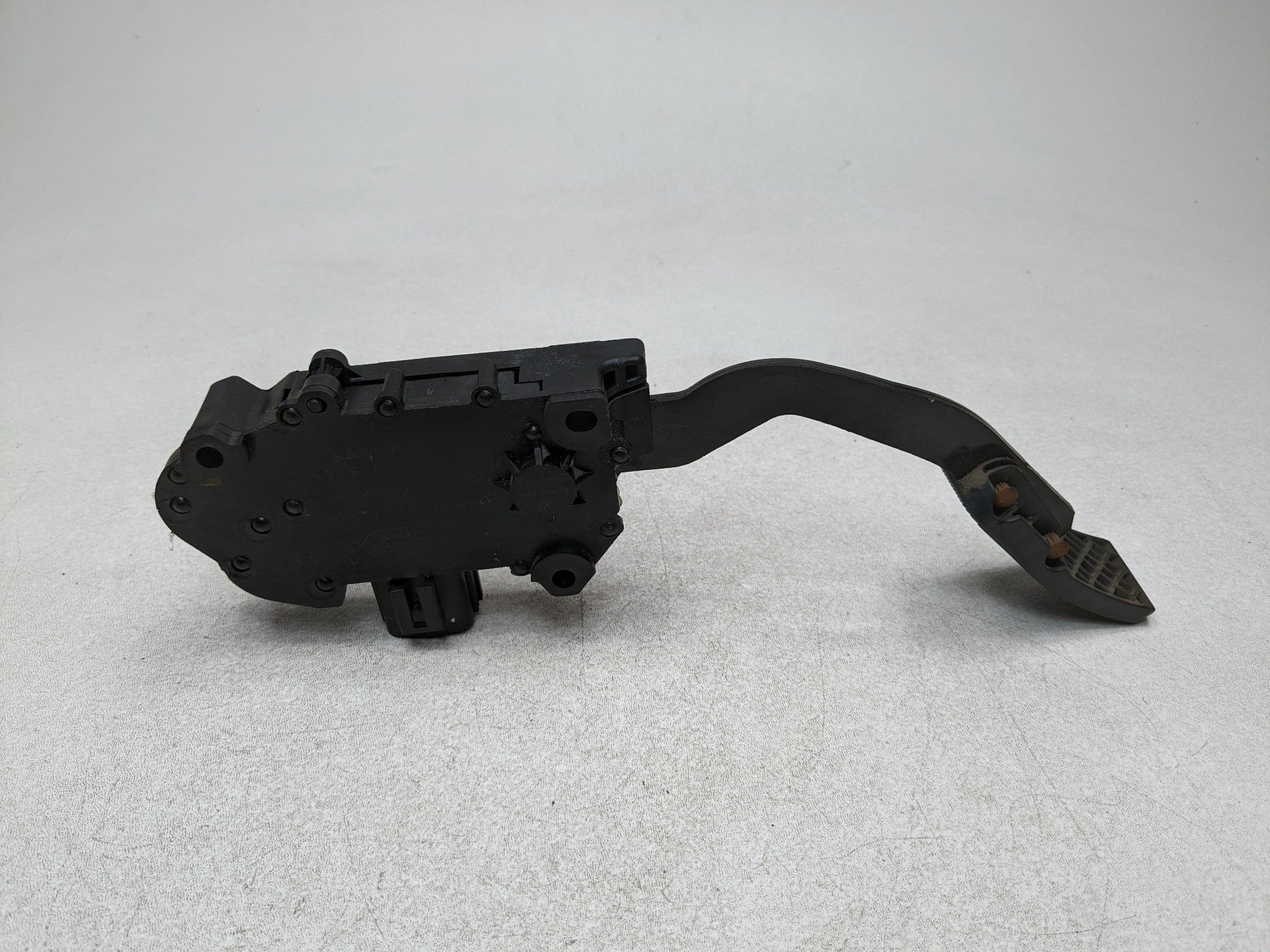 2006 - 2010 FORD EXPLORER OEM THROTTLE GAS ACCELERATOR PEDAL SENSOR ASSEMBLY