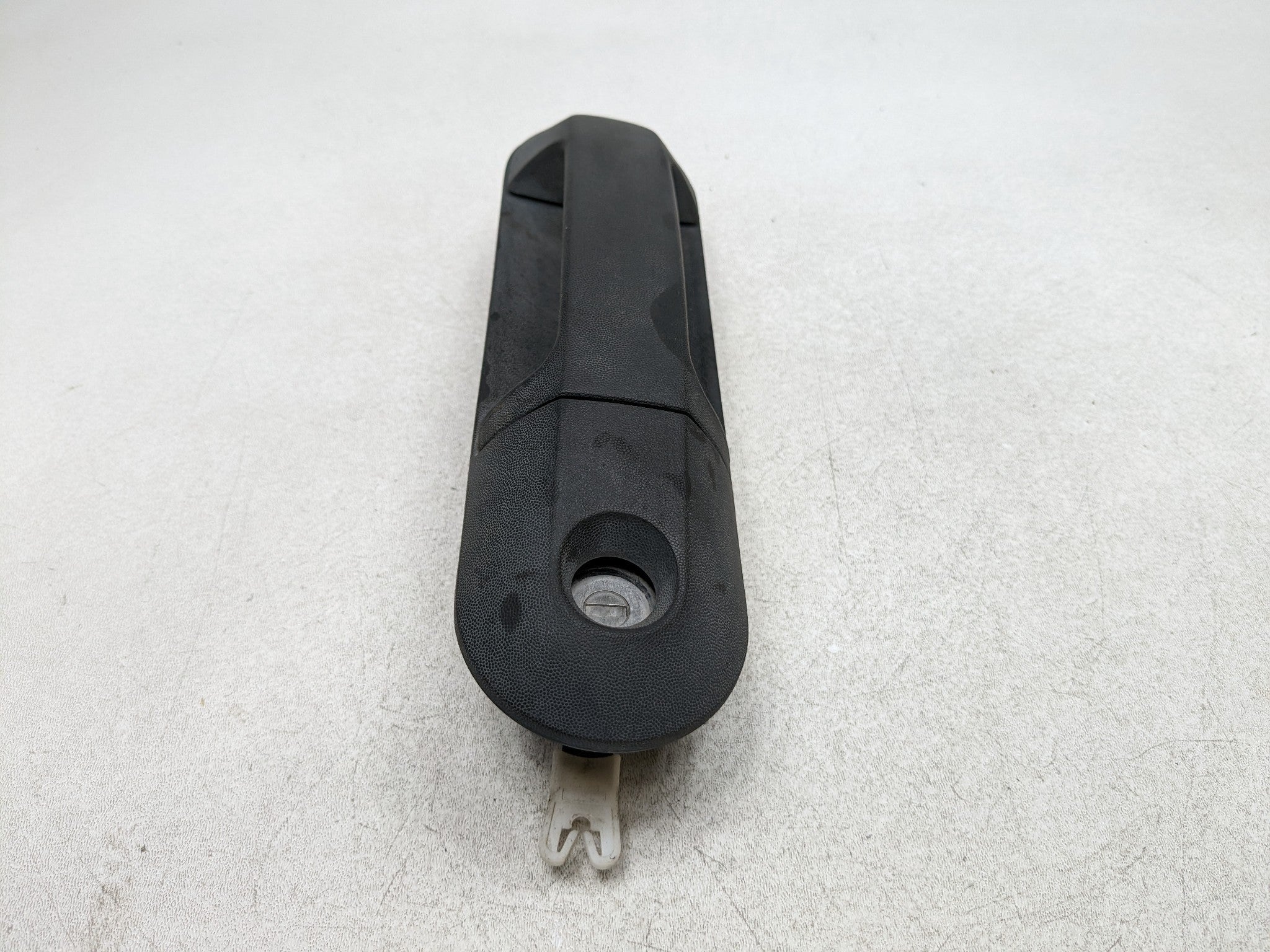 2006 - 2010 FORD EXPLORER OEM EXTERIOR DOOR HANDLE FRONT LEFT DRIVER SIDE