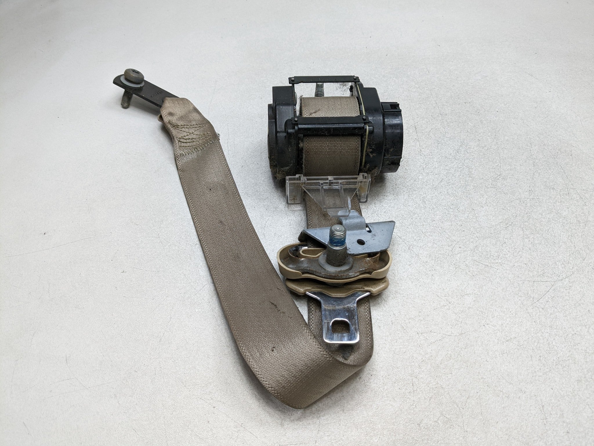 2006 - 2010 FORD EXPLORER OEM SEAT BELT RETRACTOR FRONT LEFT DRIVER SIDE