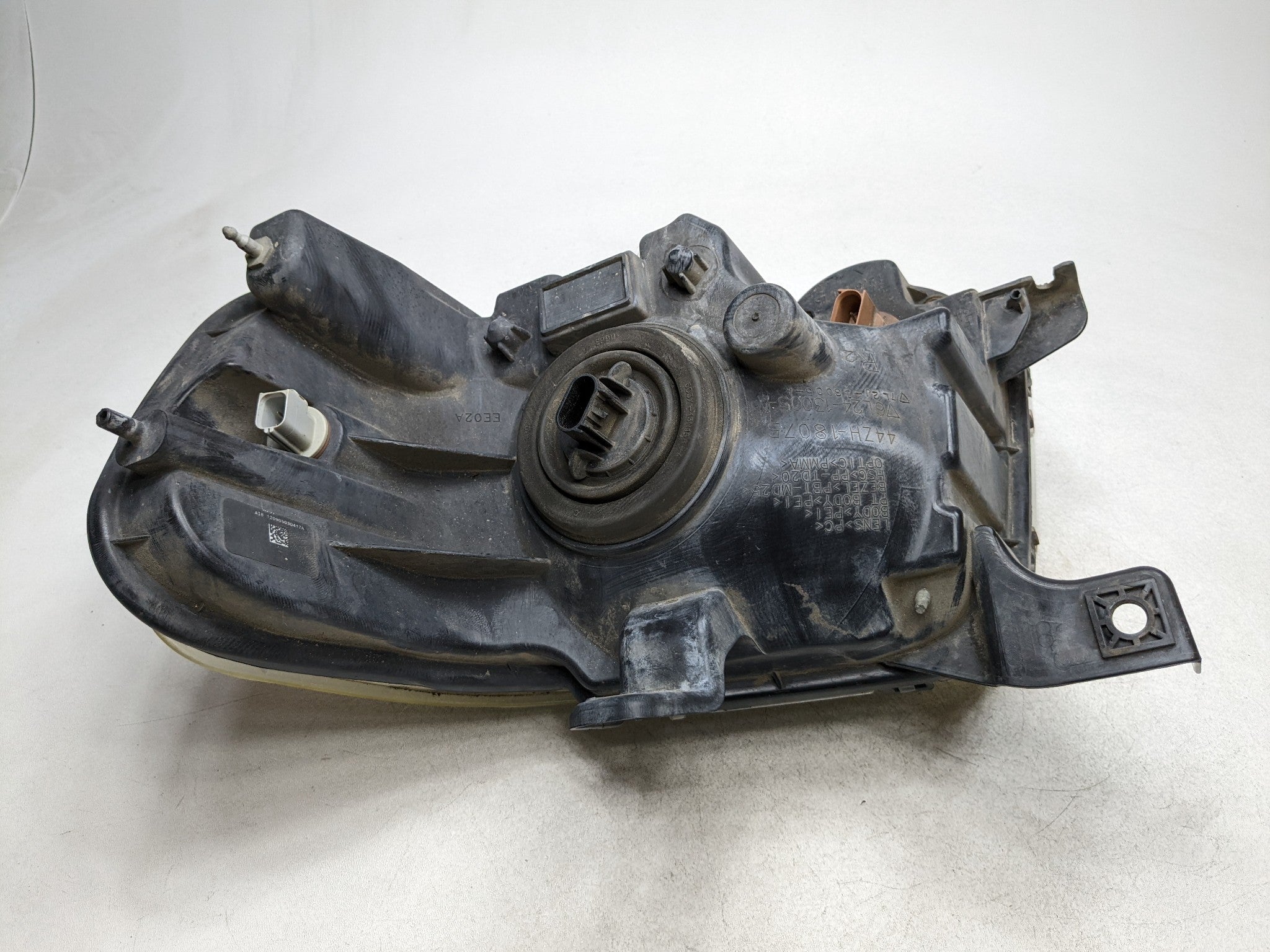 2006 - 2010 FORD EXPLORER OEM HALOGEN HEADLAMP ASSEMBLY FRONT RIGHT PASSENGER