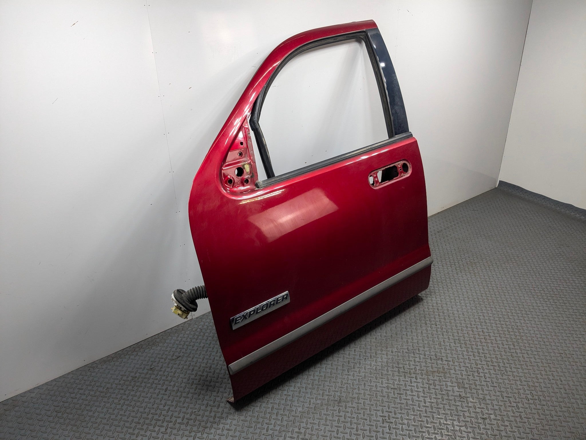 2006 - 2010 FORD EXPLORER OEM DOOR SHELL PANEL ASSEMBLY FRONT LEFT DRIVER SIDE