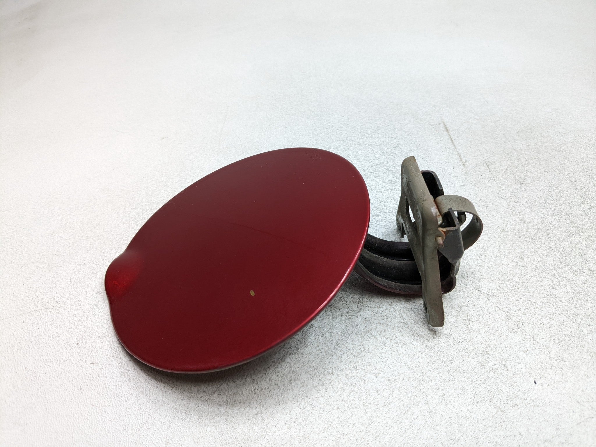 2006 - 2010 FORD EXPLORER OEM FUEL TANK GAS FILLER DOOR LID COVER ASSEMBLY