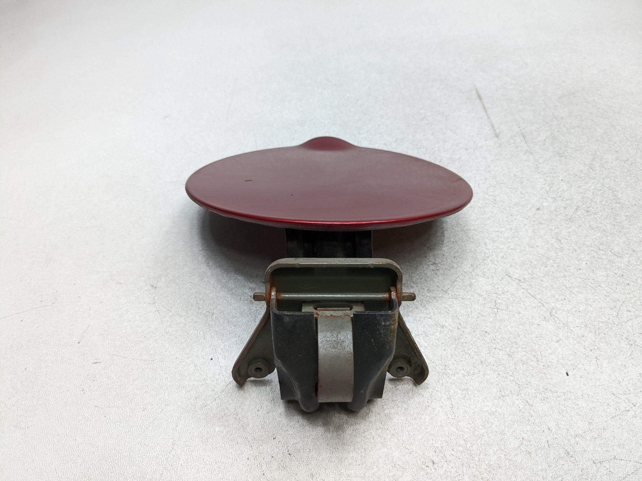 2006 - 2010 FORD EXPLORER OEM FUEL TANK GAS FILLER DOOR LID COVER ASSEMBLY