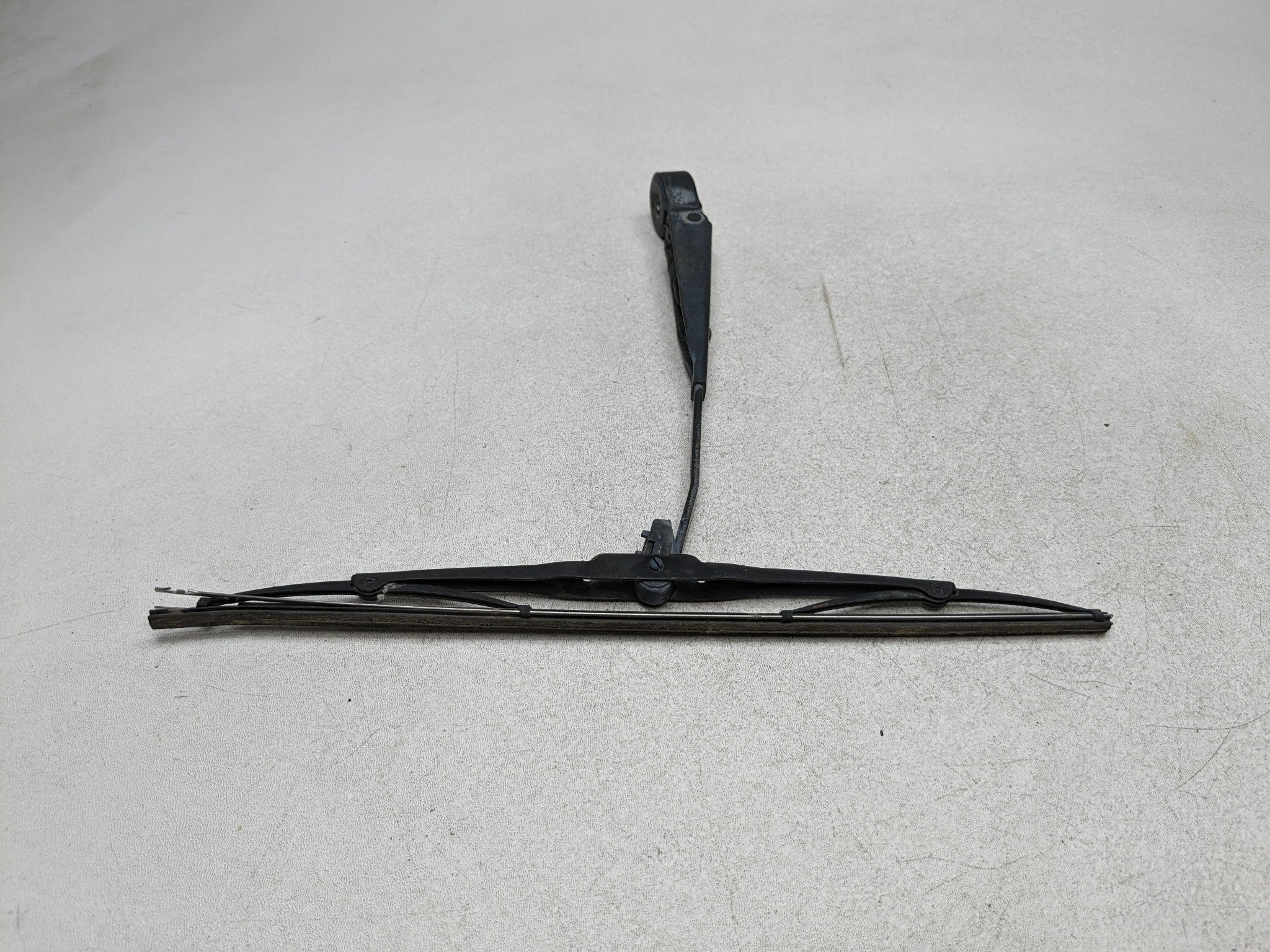 2006 - 2010 FORD EXPLORER OEM WIPER ARM WITH BLADE REAR LIFTGATE TAILGATE