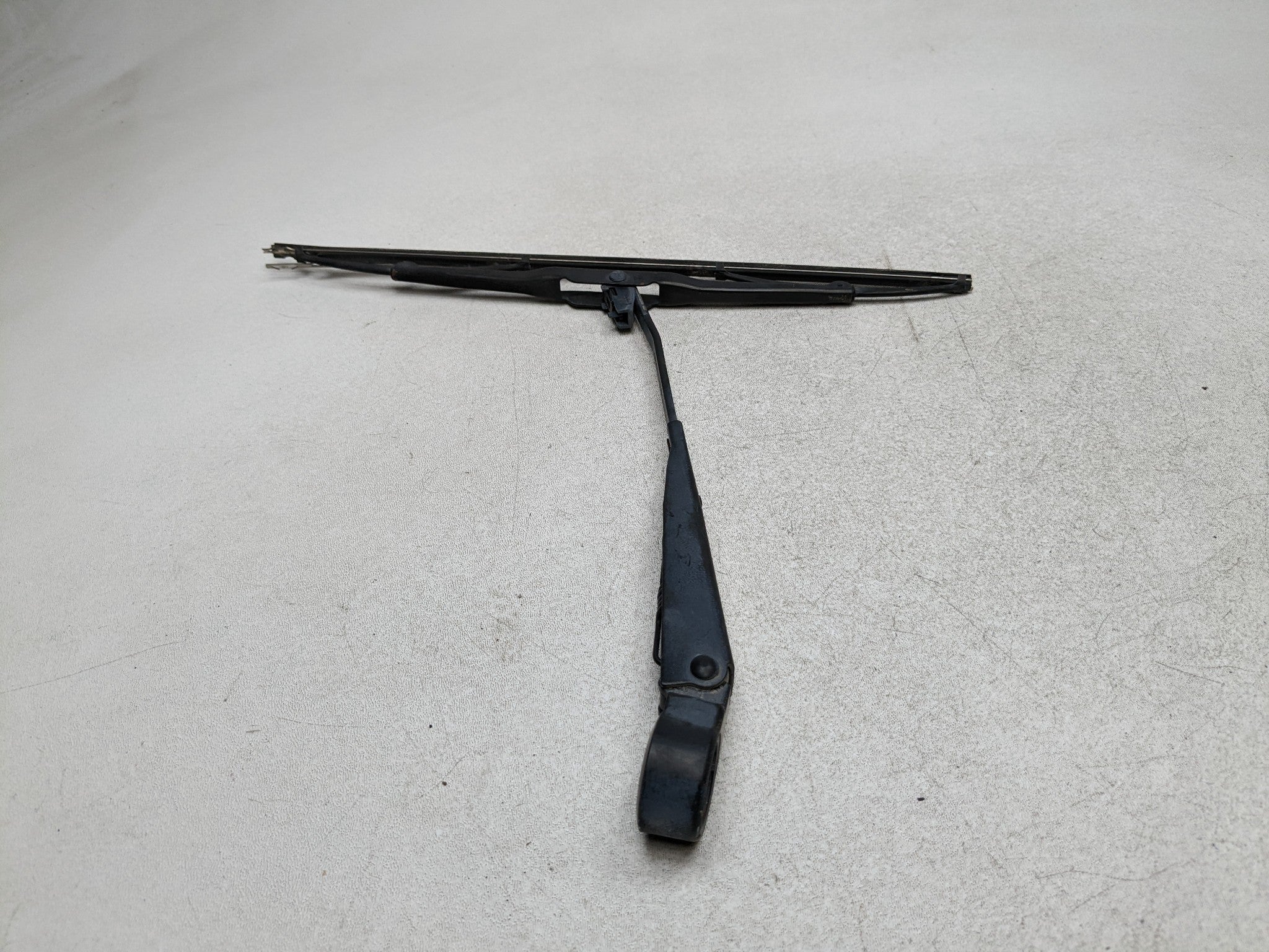 2006 - 2010 FORD EXPLORER OEM WIPER ARM WITH BLADE REAR LIFTGATE TAILGATE