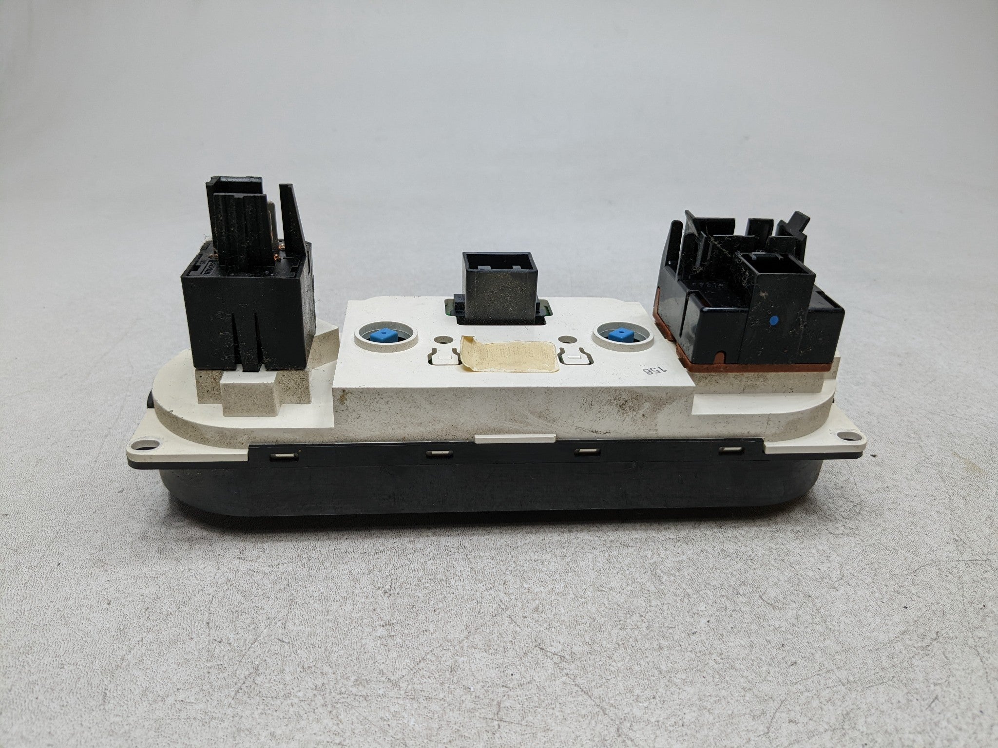 2006 - 2010 FORD EXPLORER OEM FRONT A/C HEATER TEMPERATURE CLIMATE CONTROL UNIT