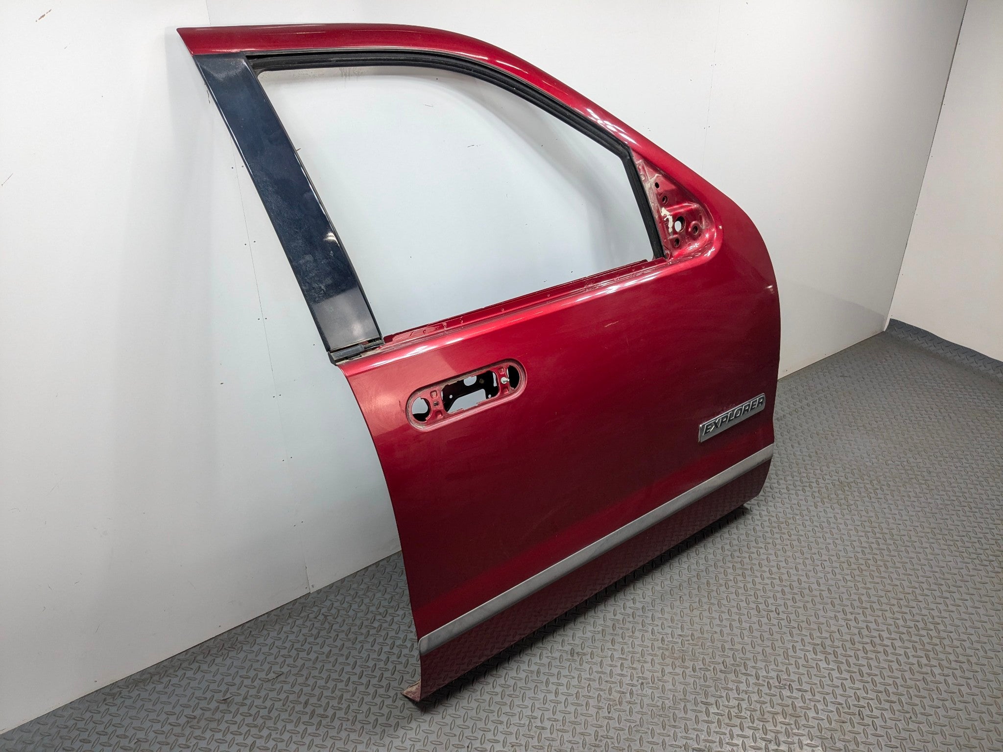 06 - 10 FORD EXPLORER OEM DOOR SHELL PANEL ASSEMBLY FRONT RIGHT PASSENGER SIDE