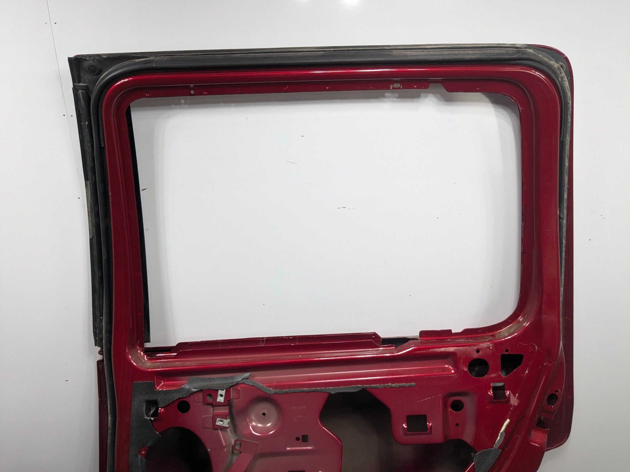 06 - 10 FORD EXPLORER OEM DOOR SHELL PANEL ASSEMBLY REAR RIGHT PASSENGER SIDE