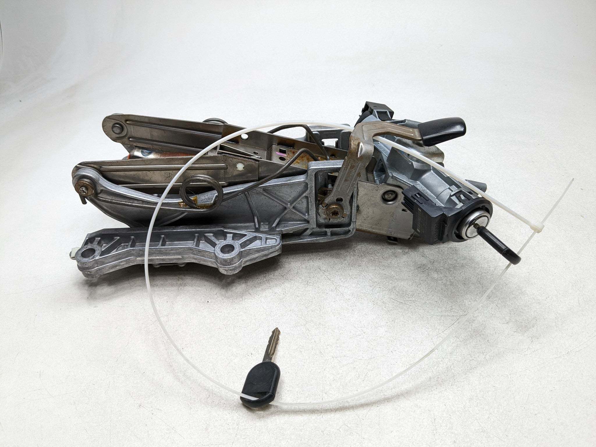 2006 - 2010 FORD EXPLORER OEM POWER ADJUSTMENT STEERING COLUMN ASSEMBLY