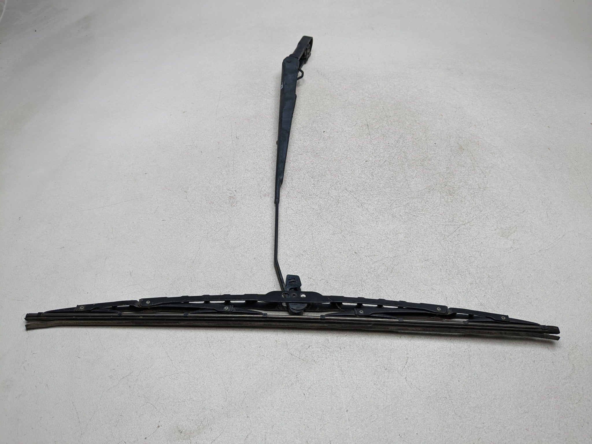 2006 - 2010 FORD EXPLORER OEM WINDSHIELD WIPER ARM WITH BLADE FRONT RIGHT SIDE