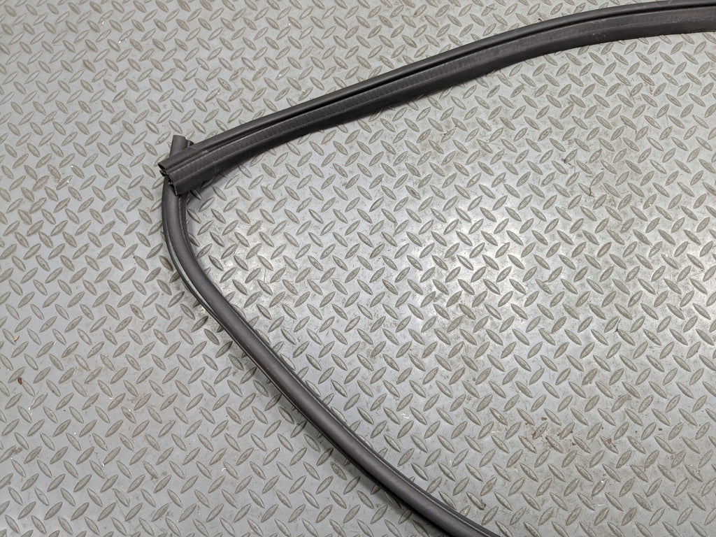 2006 - 2010 FORD EXPLORER OEM DOOR SEAL WEATHER STRIPPING RUBBER REAR RIGHT SIDE