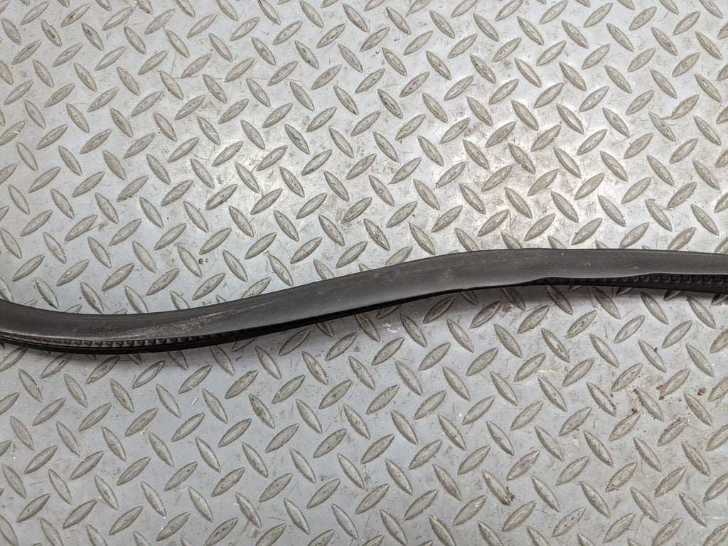 06 - 10 FORD EXPLORER OEM DOOR SEAL WEATHER STRIPPING RUBBER FRONT RIGHT SIDE