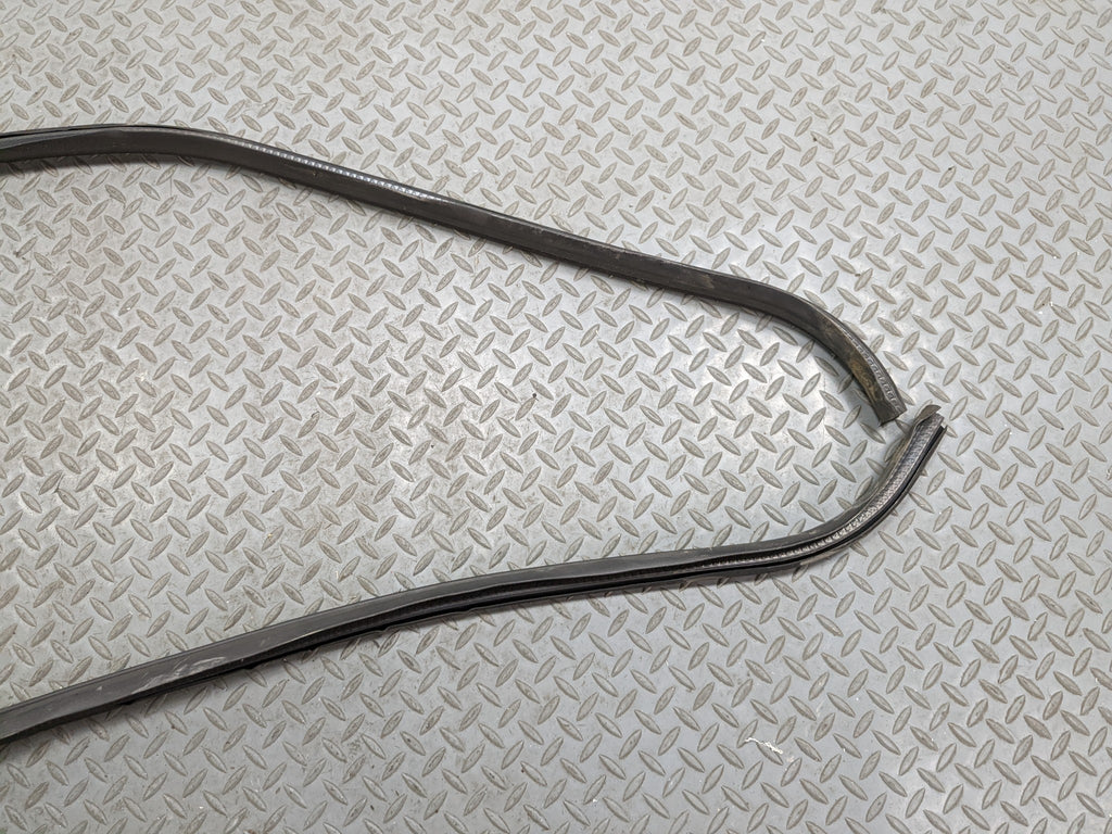 2006 - 2010 FORD EXPLORER OEM DOOR SEAL WEATHER STRIPPING RUBBER FRONT LEFT SIDE