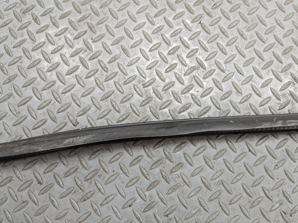 2006 - 2010 FORD EXPLORER OEM DOOR SEAL WEATHER STRIPPING RUBBER FRONT LEFT SIDE