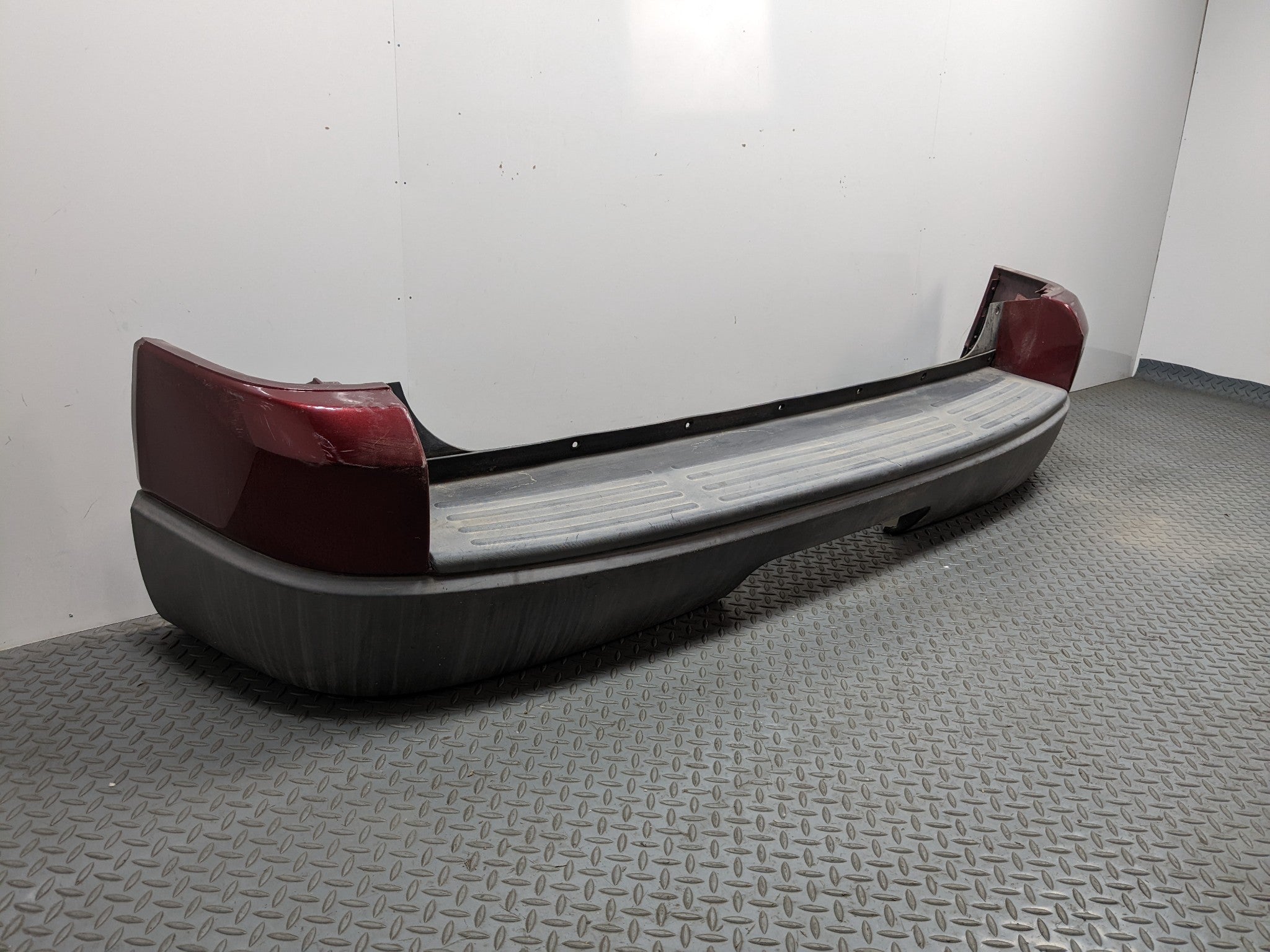 2006 - 2010 FORD EXPLORER OEM REAR BUMPER LOWER COVER PANEL ASSEMBLY