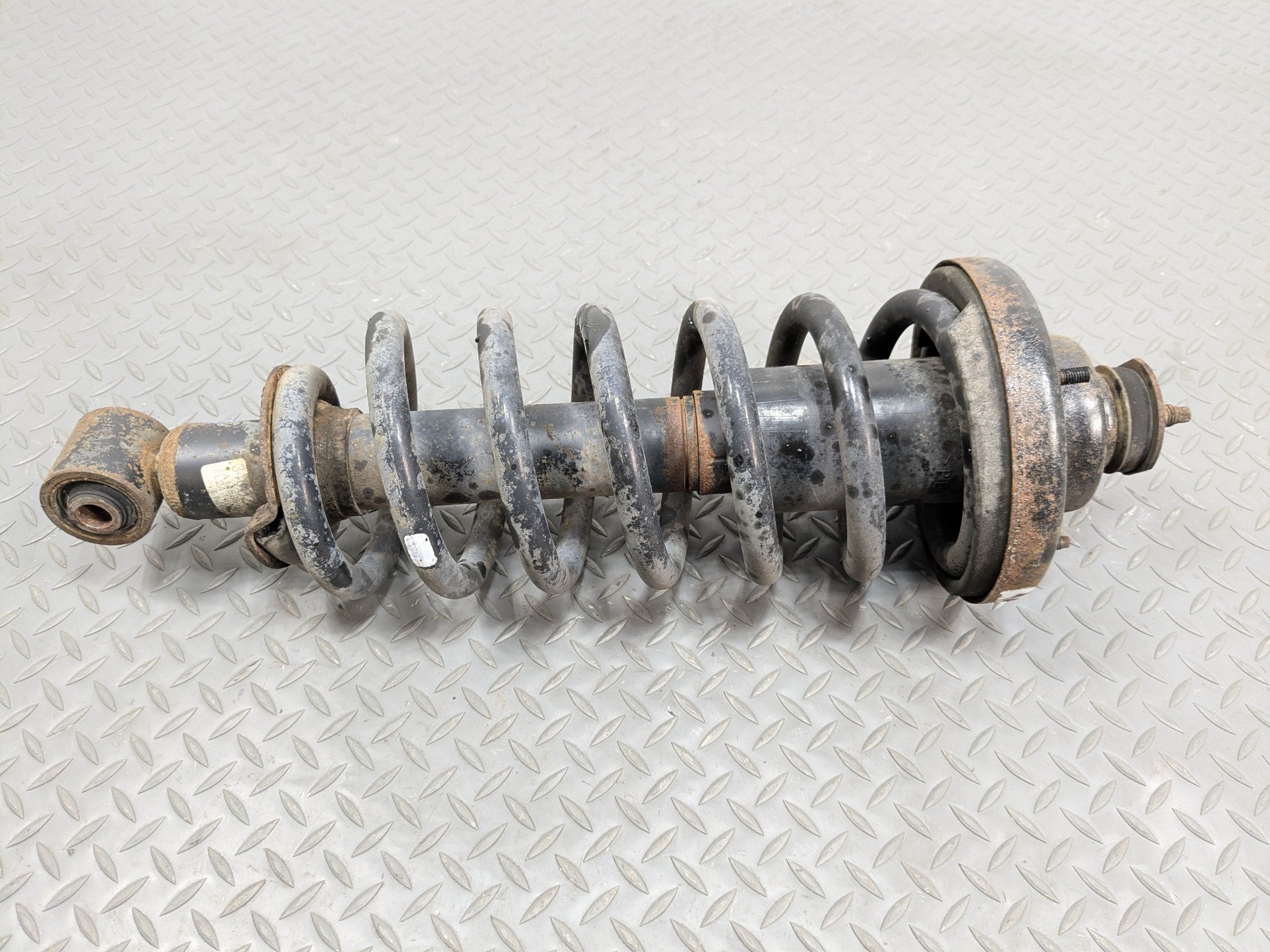 06 - 10 FORD EXPLORER OEM 4.0L 4X4 SHOCK ABSORBER STRUT ASSEMBLY REAR LEFT SIDE