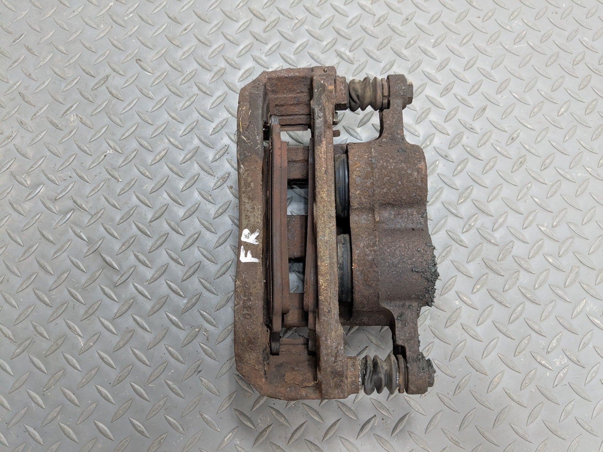 2006 - 2010 FORD EXPLORER OEM BRAKE CALIPER ASSEMBLY FRONT RIGHT PASSENGER SIDE