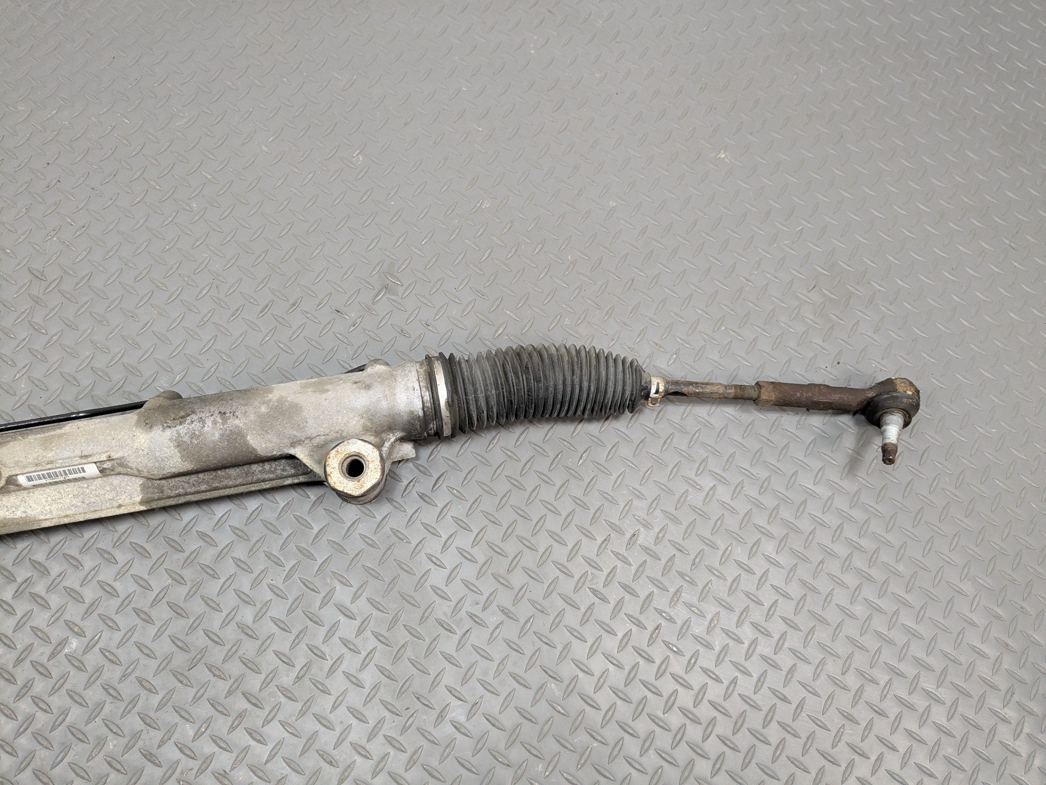 2006 - 2010 FORD EXPLORER OEM POWER STEERING GEAR RACK AND PINION ASSEMBLY