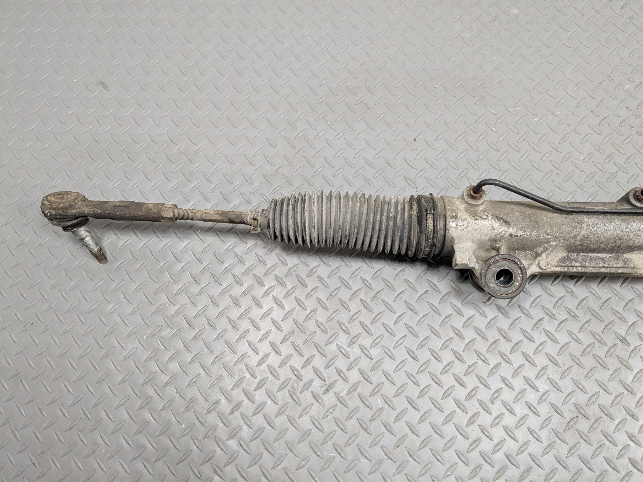 2006 - 2010 FORD EXPLORER OEM POWER STEERING GEAR RACK AND PINION ASSEMBLY