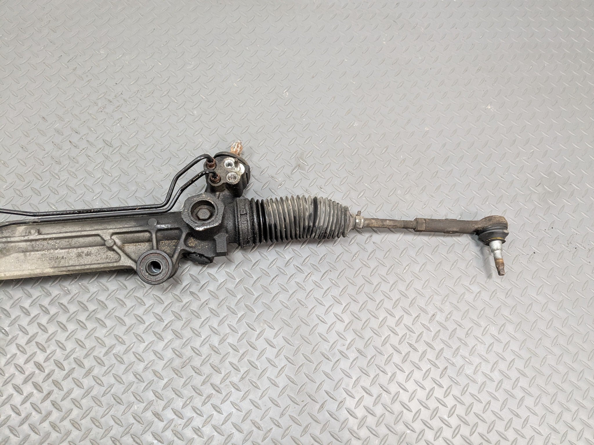 2006 - 2010 FORD EXPLORER OEM POWER STEERING GEAR RACK AND PINION ASSEMBLY