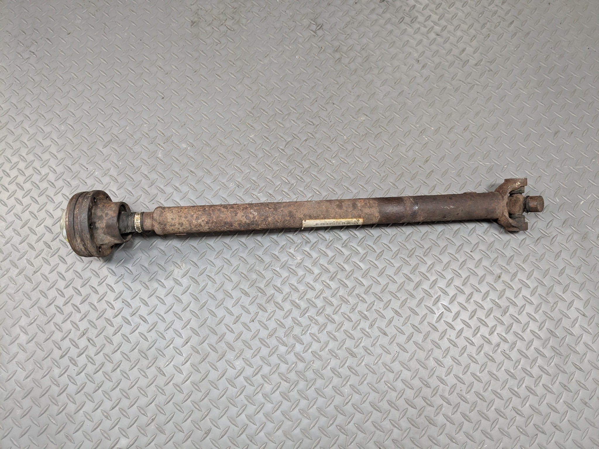 2006 - 2010 FORD EXPLORER OEM FRONT DRIVE SHAFT CARDAN PROPELLER ASSEMBLY