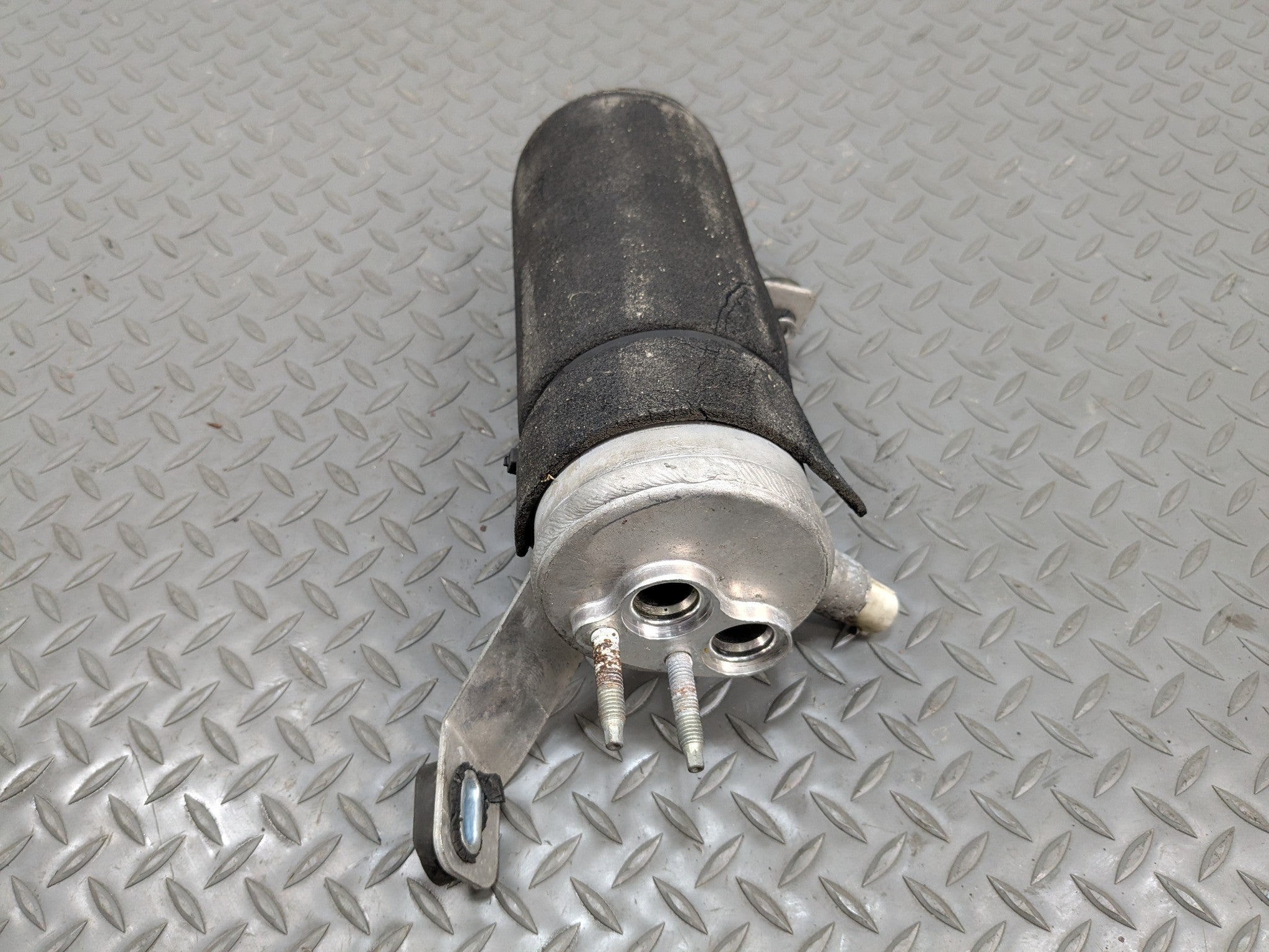 2006 - 2010 FORD EXPLORER OEM HEATING AIR CONDITIONING ACCUMULATOR ASSEMBLY