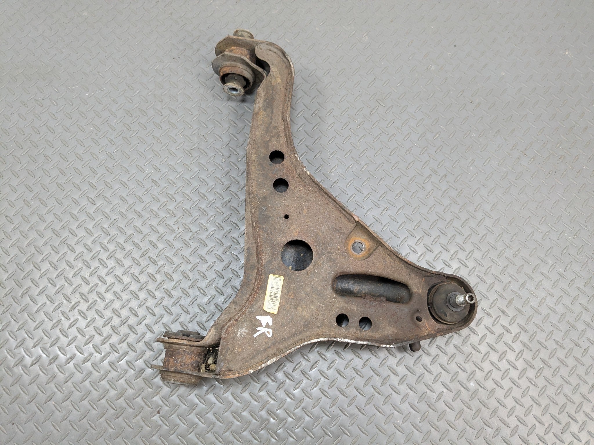 2006 - 2010 FORD EXPLORER OEM LOWER CONTROL ARM FRONT RIGHT PASSENGER SIDE