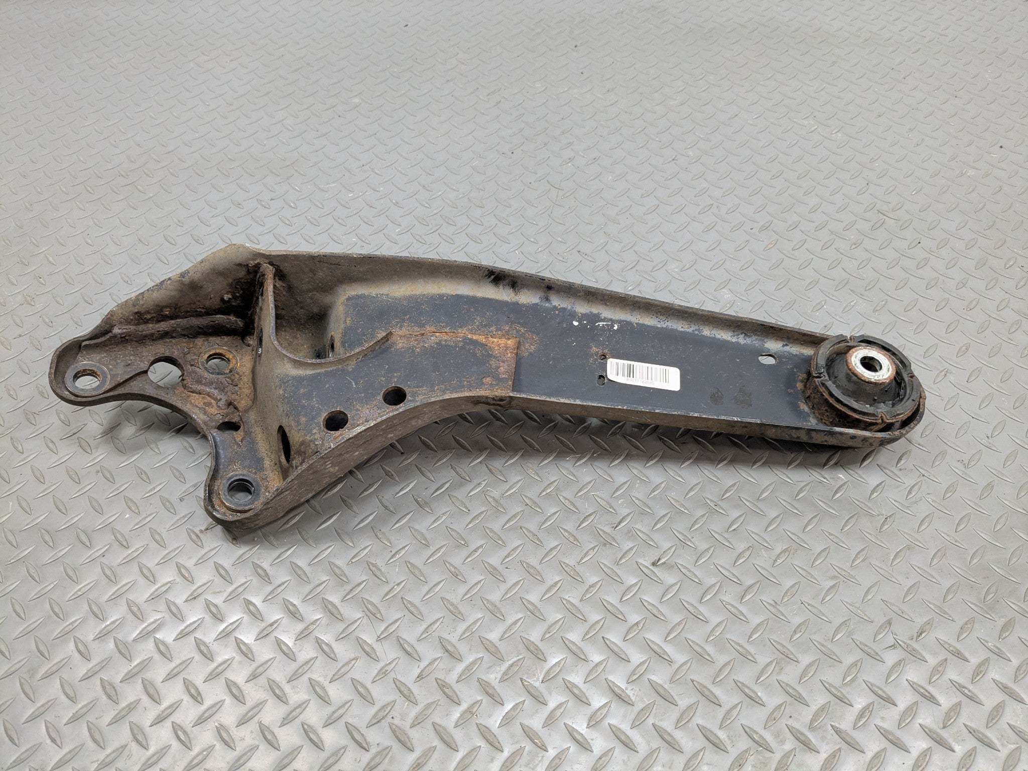 06 - 10 FORD EXPLORER OEM LOWER CONTROL ARM TRAILING REAR RIGHT PASSENGER SIDE