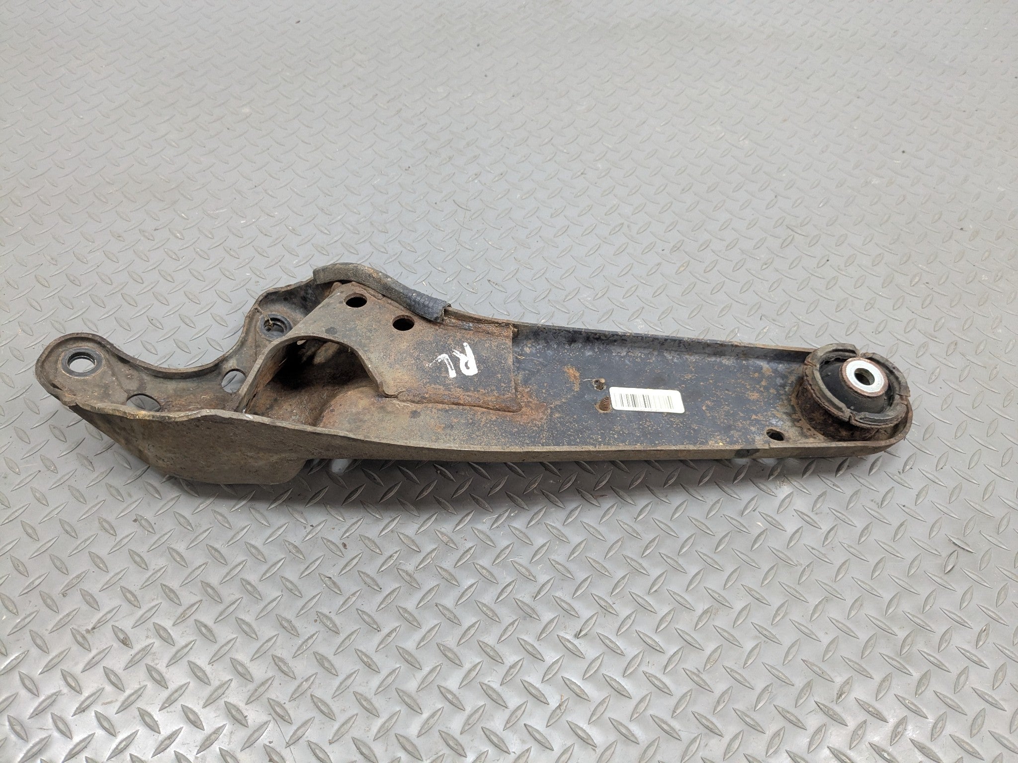 2006 - 2010 FORD EXPLORER OEM LOWER CONTROL ARM TRAILING REAR LEFT DRIVER SIDE