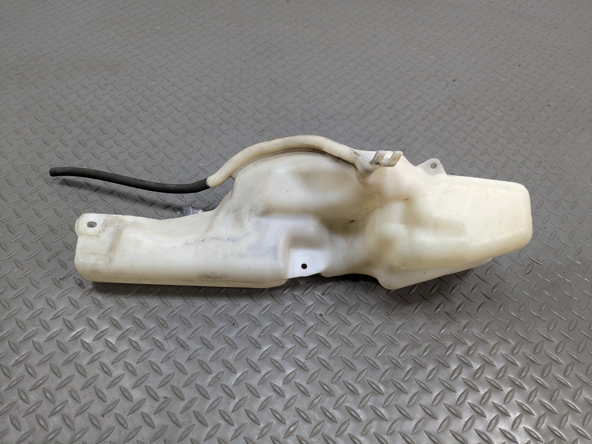 2006 - 2010 FORD EXPLORER OEM COOLANT RECOVERY BOTTLE EXPANSION RESERVOIR TANK