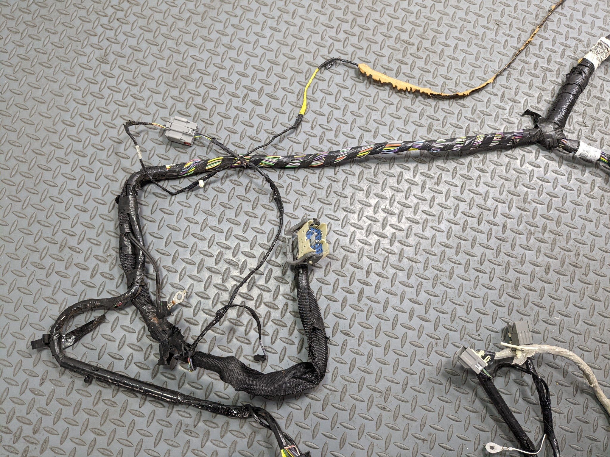 2006 - 2010 FORD EXPLORER OEM INTERIOR BODY WIRE HARNESS CABLE AND CONNECTOR