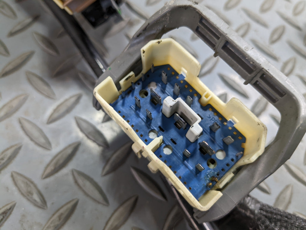 2006 - 2010 FORD EXPLORER OEM INTERIOR BODY WIRE HARNESS CABLE AND CONNECTOR