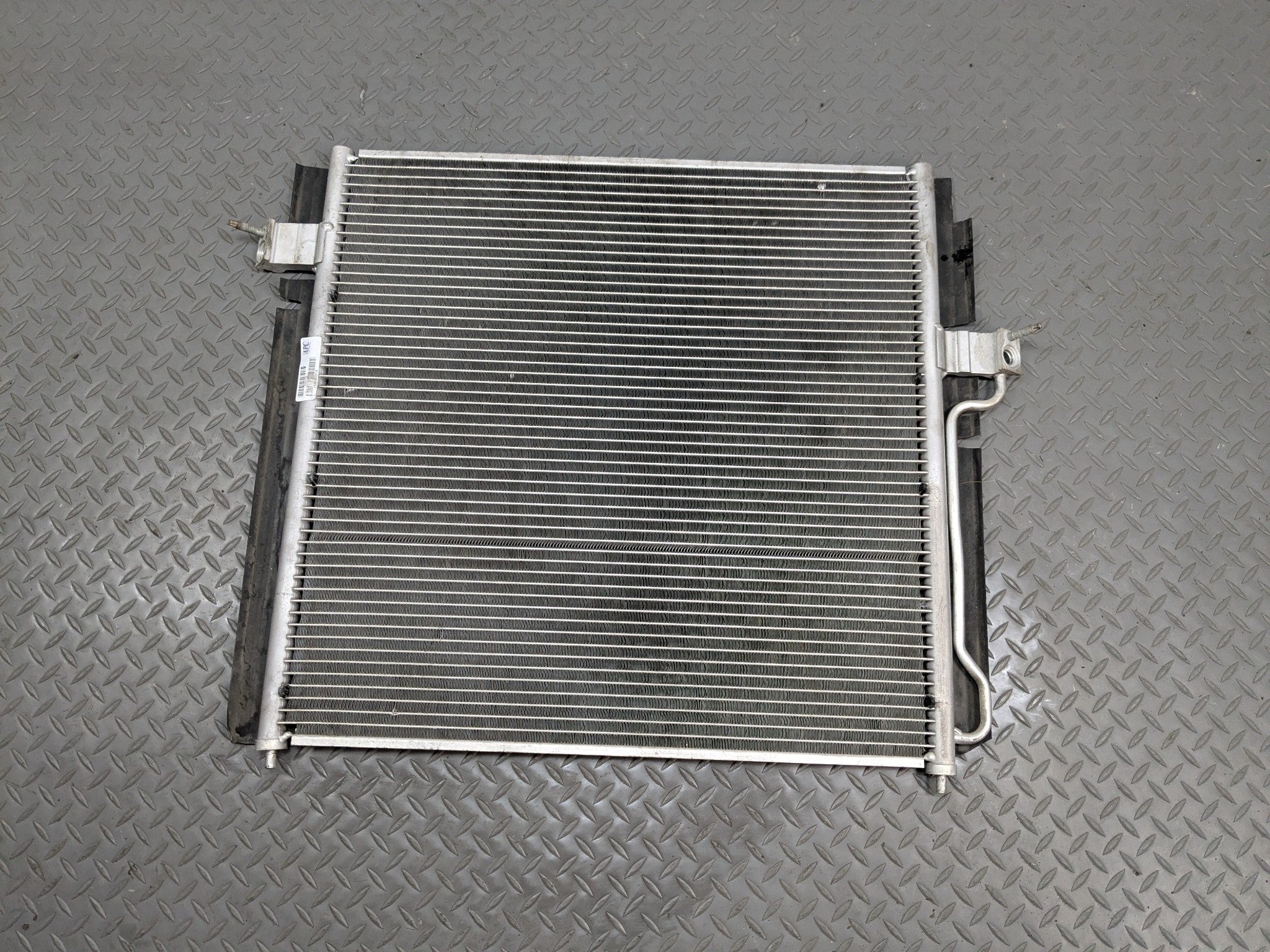 2006 - 2010 FORD EXPLORER OEM AC AIR CONDITIONING CONDENSER RADIATOR ASSEMBLY