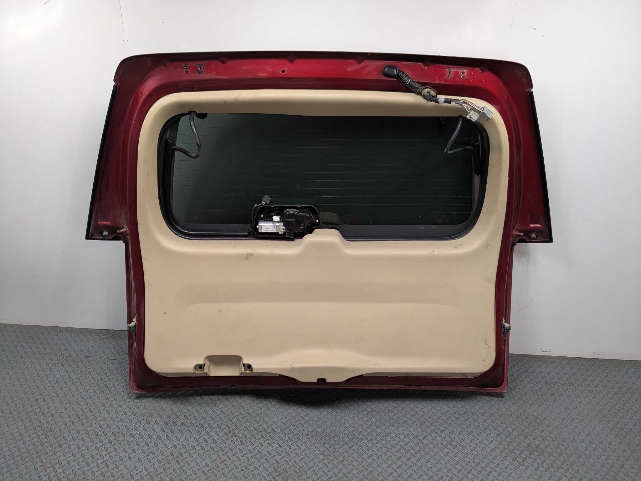 2006 - 2010 FORD EXPLORER OEM REAR LIFTGATE SHELL PANEL WITH GLASS ASSEMBLY